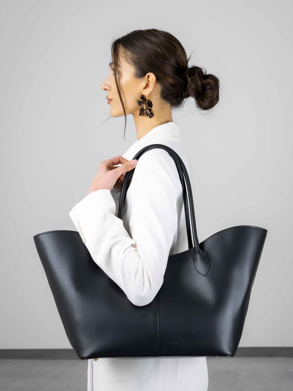 Hayfay Loren Shoulder Bag – Jet Black