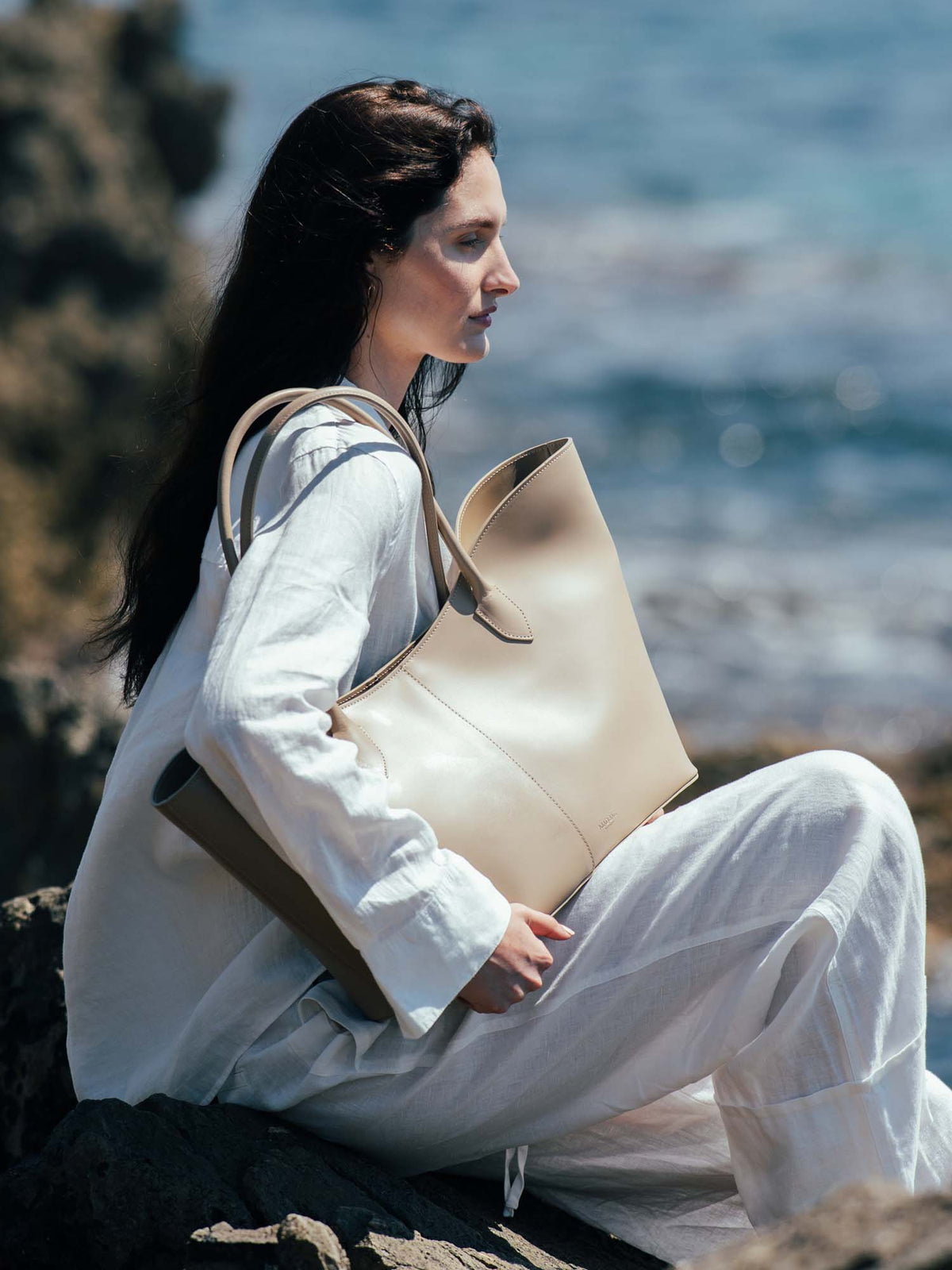 Hayfay Loren Shoulder Bag – Misty Beige Calfskin